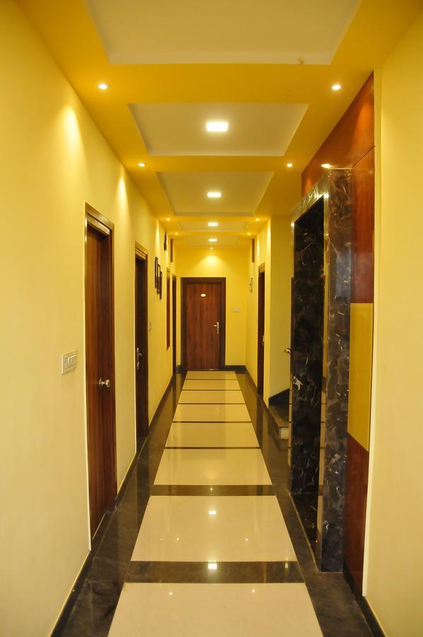 Hotel Pasupala Grand Anantapur Exterior photo