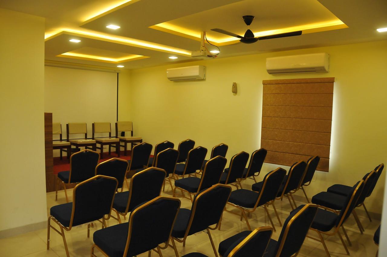Hotel Pasupala Grand Anantapur Exterior photo